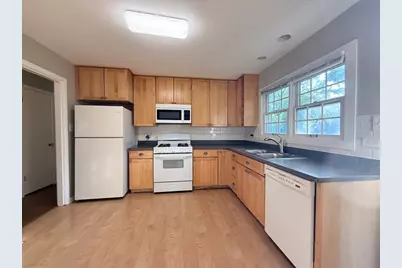 1041 Coach Road, Homewood, IL 60430 - Photo 7