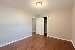 1041 Coach Rd, Homewood, IL 60430 - Photo 15