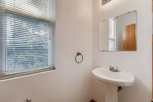 4579 Half Moon Dr, Yorkville, IL 60560 - Photo 13