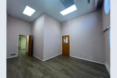 227 W Madison Street #1, Ottawa, IL 61350 - Photo 7