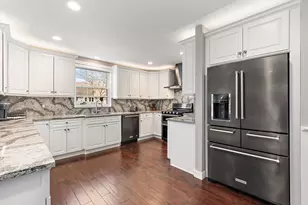 305 N Reed St, Joliet, IL 60435 - Photo 15