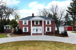 305 N Reed St, Joliet, IL 60435 - Photo 3