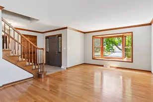 2230 Keim Rd, Naperville, IL 60565 - Photo 5