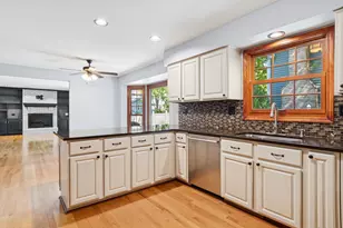 2230 Keim Rd, Naperville, IL 60565 - Photo 11