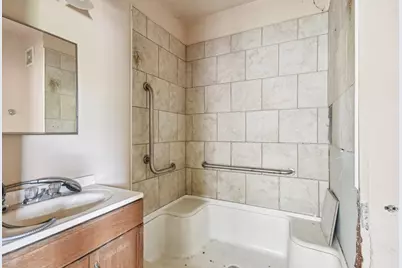 420 W 65th Place, Chicago, IL 60621 - Photo 39