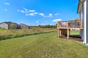 1214 Buckeye Cir, Crystal Lake, IL 60012 - Photo 37