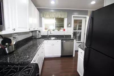 8001 S Kilpatrick Avenue, Chicago, IL 60652 - Photo 9