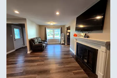 3898 Montgomery Drive, Crete, IL 60417 - Photo 7