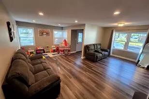 3898 Montgomery Dr, Crete, IL 60417 - Photo 9