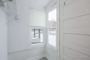 127 N West St, Wheaton, IL 60187 - Photo 5