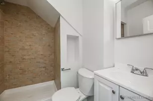 127 N West St, Wheaton, IL 60187 - Photo 13