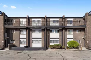 10124 Peach Pkwy, Skokie, IL 60076 - Photo 1