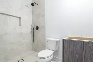 5624 N Francisco Ave, Chicago, IL 60659 - Photo 13