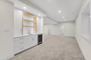 [Address not provided], Deerfield, IL 60015 - Photo 25