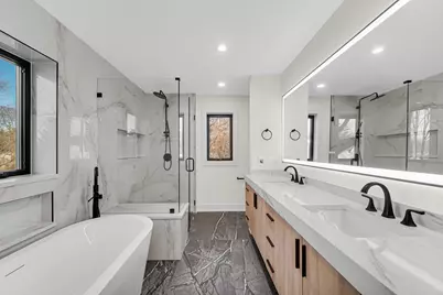 [Address not provided], Deerfield, IL 60015 - Photo 17