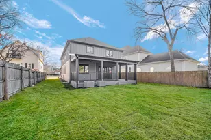 [Address not provided], Deerfield, IL 60015 - Photo 33