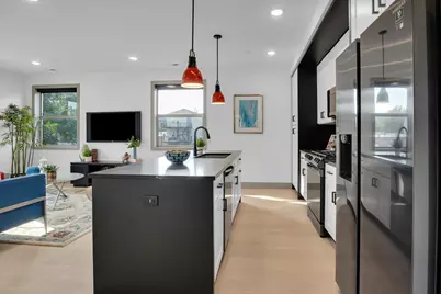 4235 S Champlain Avenue #2S, Chicago, IL 60653 - Photo 3