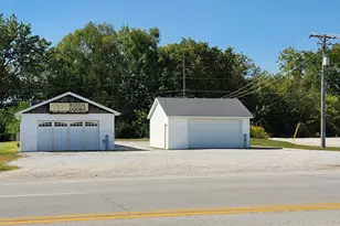 368 N Harlem Ave, Peotone, IL 60468 - Photo 1