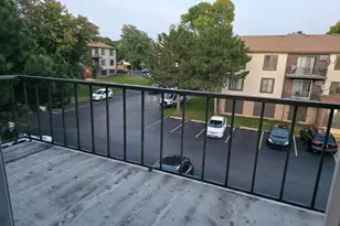 1665 Coach Dr, Naperville, IL 60565 - Photo 11