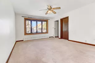 13147 S Brandon Ave, Chicago, IL 60633 - Photo 5