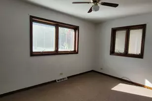 2829 Elder Ln, Franklin Park, IL 60131 - Photo 9