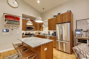 3015 N Damen Ave, Chicago, IL 60618 - Photo 9