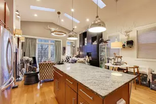 3015 N Damen Ave, Chicago, IL 60618 - Photo 11