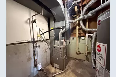 18018 Chantilly Lane, Hazel Crest, IL 60429 - Photo 17