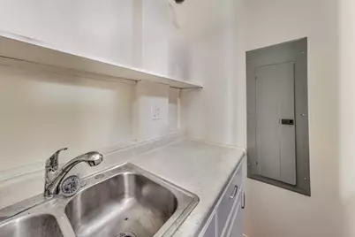 918 N Ashland Avenue, Chicago, IL 60622 - Photo 11