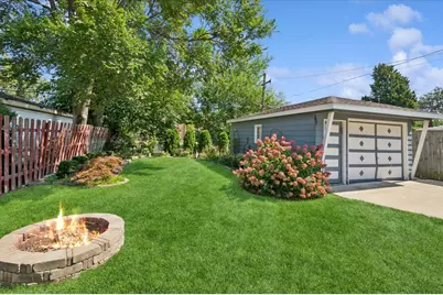 2237 S 22nd Avenue, Broadview, IL 60155 - Photo 15