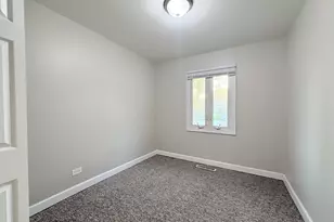 17153 Walter St, Lansing, IL 60438 - Photo 15