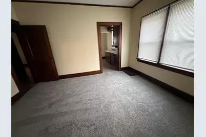 705 W Olive Street, Bloomington, IL 61701 - Photo 11