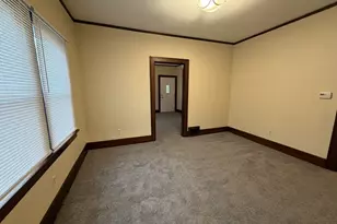 705 W Olive St, Bloomington, IL 61701 - Photo 9