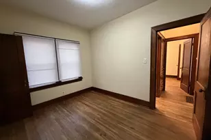 705 W Olive St, Bloomington, IL 61701 - Photo 13