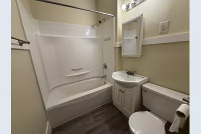 705 W Olive Street, Bloomington, IL 61701 - Photo 15