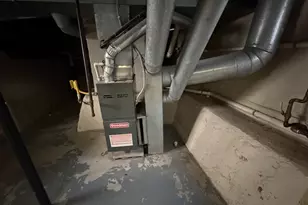 508 W Grove St, Bloomington, IL 61701 - Photo 23