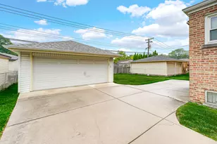 10021 Cook Ave, Oak Lawn, IL 60453 - Photo 19