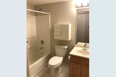 928 N Village Drive #1, Round Lake Beach, IL 60073 - Photo 11