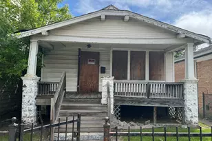 10505 S Wentworth Ave, Chicago, IL 60628 - Photo 1