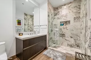 363 E Wacker Dr, Chicago, IL 60601 - Photo 17