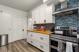 805 W Indiana Ave, Urbana, IL 61801 - Photo 17