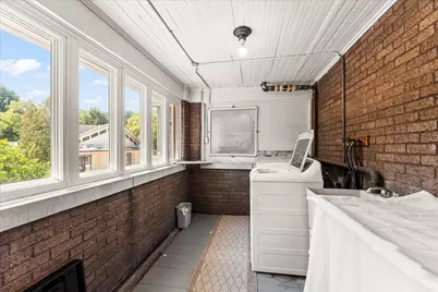 805 W Indiana Avenue, Urbana, IL 61801 - Photo 19