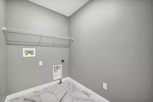 502 Travis Dr, Carlock, IL 61725 - Photo 31