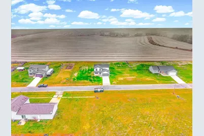 502 Travis Drive, Carlock, IL 61725 - Photo 45