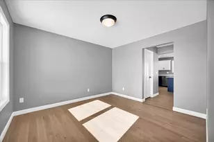 502 Travis Dr, Carlock, IL 61725 - Photo 9