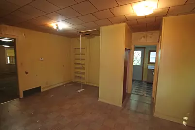 29 S Hickory Avenue, Fox Lake, IL 60020 - Photo 9