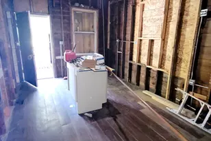 6953 S Elizabeth St, Chicago, IL 60636 - Photo 3