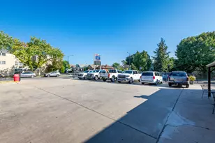 5900 W Addison St, Chicago, IL 60634 - Photo 19