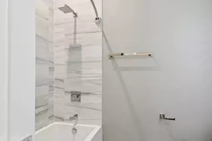 1723 W North Ave, Chicago, IL 60622 - Photo 9