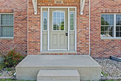 1610 Belclare Road, Normal, IL 61761 - Photo 3